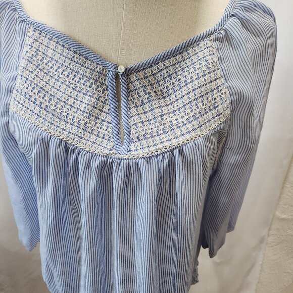 Abercrombie & Fitch Blue striped dainty long puff sleeve blouse top - Picture 4 of 6